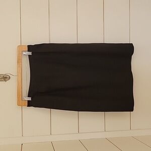 BOUTIQUE size 10 black midi skirt